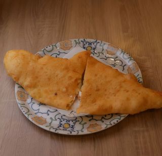 Pizza fritta completa