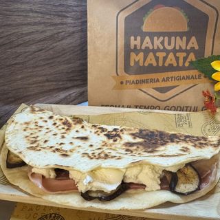 Crudo, bufala, melanzane