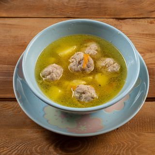 Супчик куриный с фрикадельками 