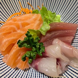 S4. Sashimi mix 10 pezzi