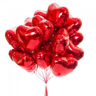 10 inimioare roșii cu heliu 