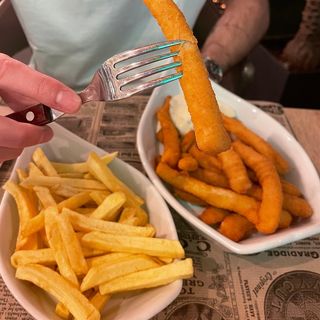 Tiras de pota com Batata Frita