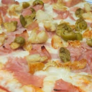 Pizza Toscana (Grande)