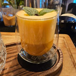 Sacral chakra latte machiato