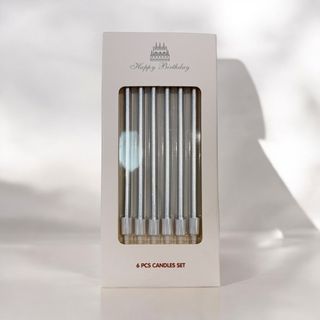 Velas rectas plateadas