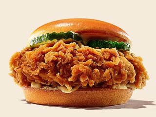 Bella crispy chicken burger