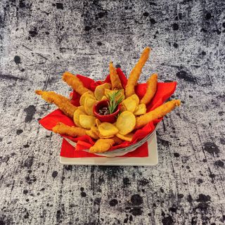 Tupelo Chicken Basket