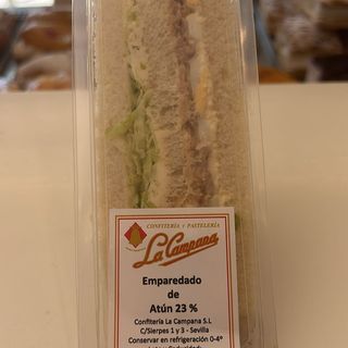 Emparedado de Atún