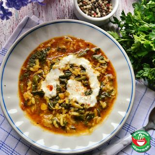 Спаначена яхния с ориз