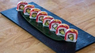 Roll Uramaki Nikkei (8 Pzs.)