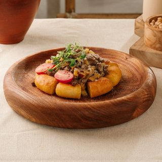 Тай куырдак с молодым луком и с домашней лепешкой (370 г.)