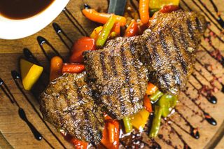 Медальоны из конины