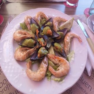 Gambas Con Mejillones A La Plancha