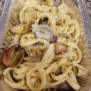 Ciriole vongole e crema di pistacchio