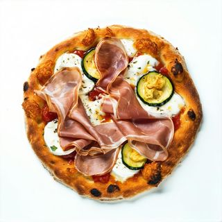 Pizza fiori, bufala e crudo