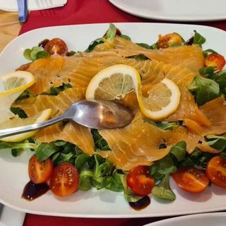Carpaccio de salmon