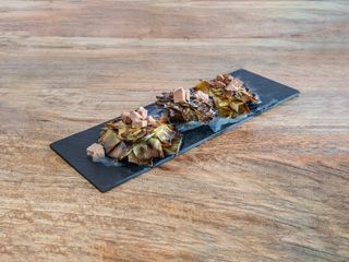 Flores De Alcachofa Confitada Y Foie