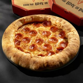 Stuffed Crust პეპერონი 