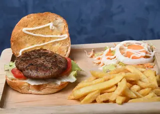 Beef Burger with Fries 