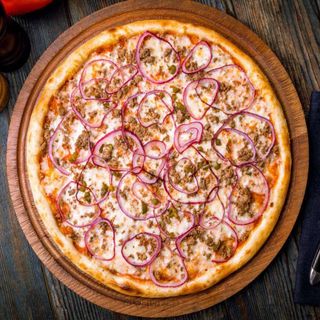 Pizza tonno e cipolla