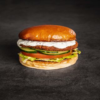 Falafel burger