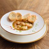 Creveți în sos de vin & usturoi