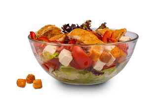 Salata pui grill
