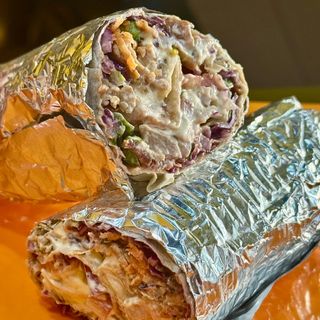 ფრეშ კომბო:ფრეშ შაურმა+კოკა კოლა კლასიკი+კარტოფილი ფრი