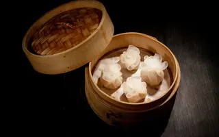 575 Dimsum di pollo