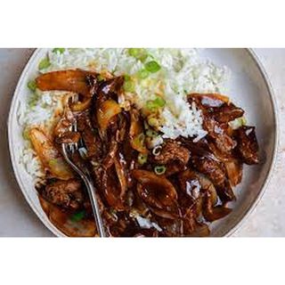 Beef With Onion+Chicken Rice+500ml Soda
