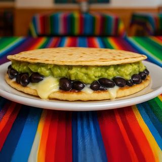 Quesadilla de Frijoles con guacamole maiz
