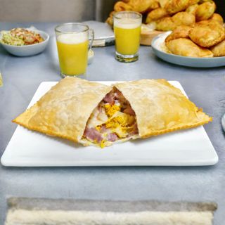 Pastel de feira SOROCABA ( 25 cm aprox.)