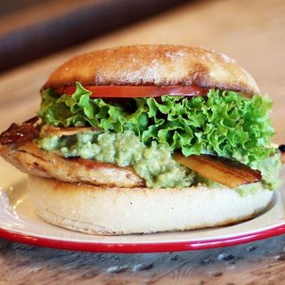 CALIFORNIA CHICKEN CLUB