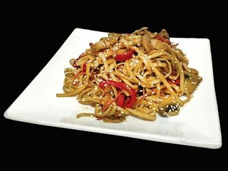 УДОН З ОВОЧАМИ ТА ГРИБАМИ (240g)