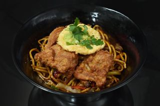 Fried Noodles Chicken Karaage (450g)