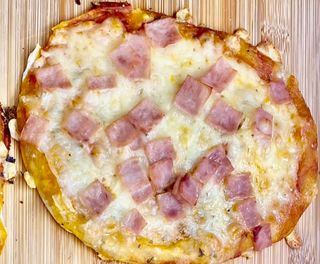 Mini pizzeta de pernil