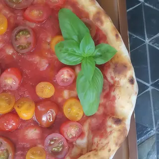 Pizza Napoli Ø 24cm