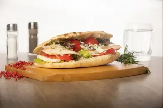 Sandwich piept de pui la grătar - D