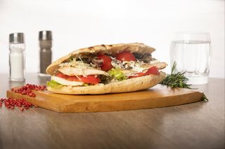 Sandwich piept de pui la grătar - D