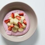 Сottage cheese balls fondant with cherry mousse and fresh berries