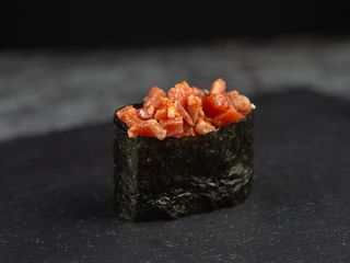 Спайс з тунцем (45g)