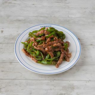 49.-Ternera con pimientos verdes