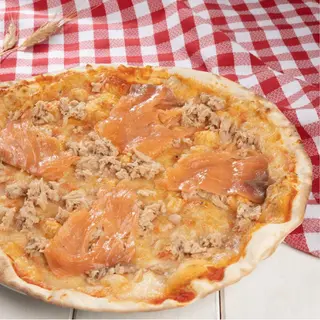 PIZZA TONNO E SALMONE