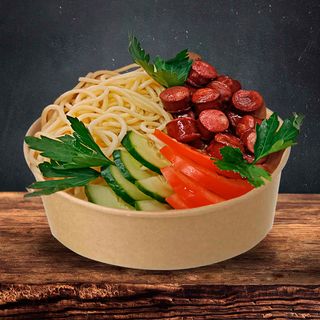 Боул зі спагеті та мисливськими ковбасками (270г)