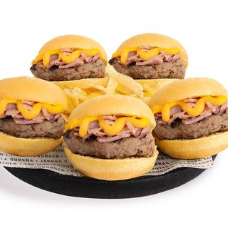 MontyBurgers Cheddar