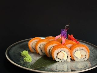 Сяке ролл з креветкою