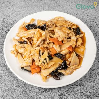 41. Пилешко с гъби Сянгу и бамбук (600г)