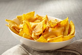 Nachosy z sosem do wyboru