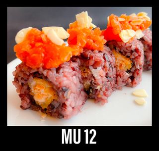 MU12 Uramaki venere salmone e mandorle
