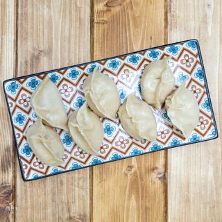 Ravioli di maiale alla piastra - 6 pezzi